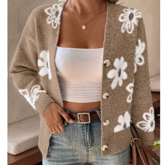 Cozy Floral Print Fuzzy Button Down Oversized Cardigan - Picture 1 of 2